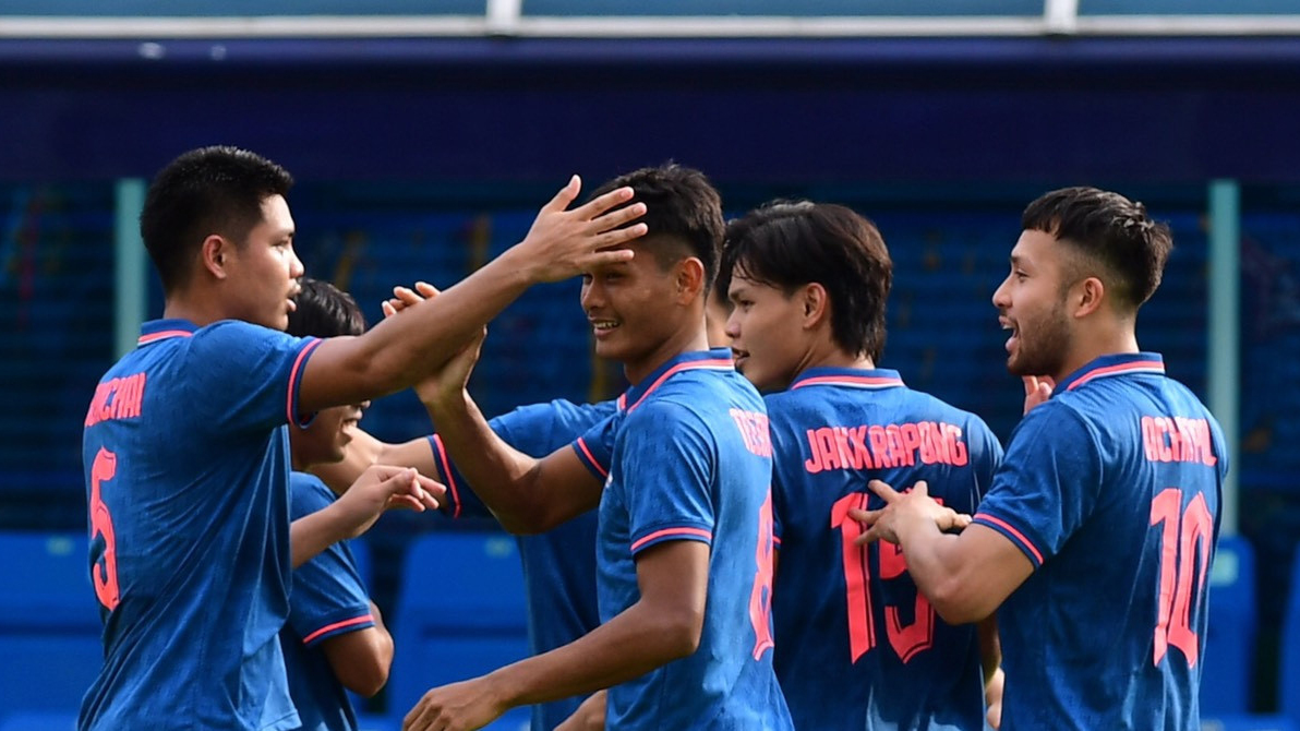 U22 Thái Lan 3-1 U22 Singapore: “Voi chiến” thắng áp đảo